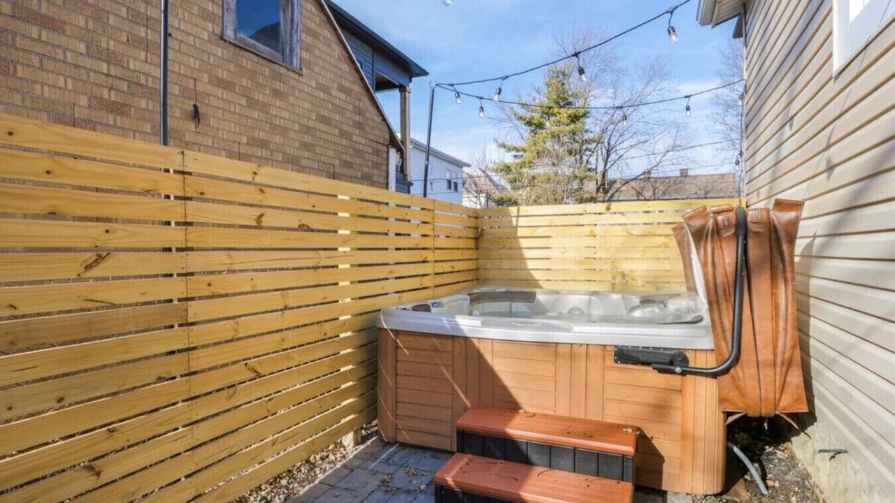 Photo of Outdoor in Merion Village