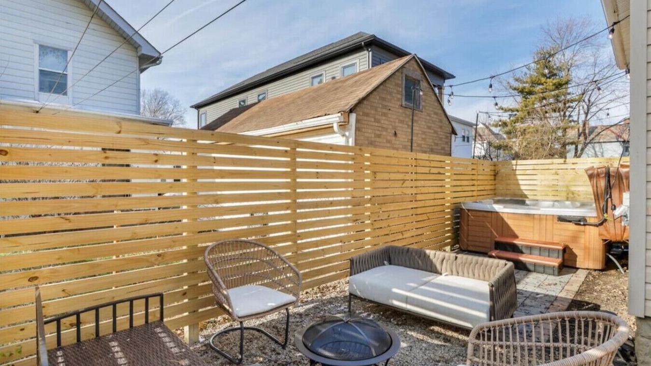 Photo of Outdoor in Merion Village