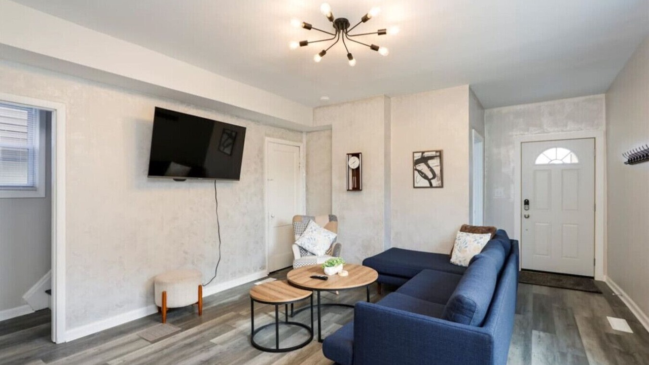 Photo of Livingroom in Merion Village