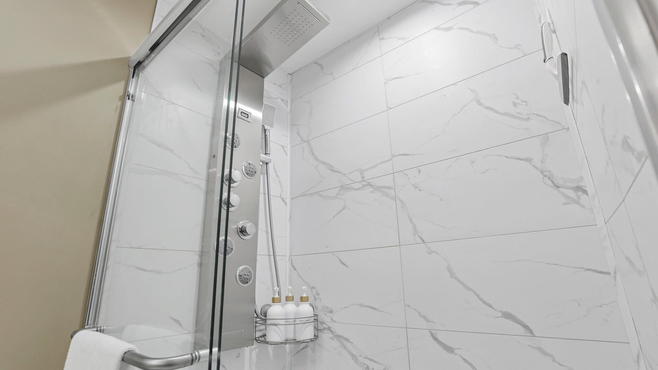 Photo of Bathroom in Buckeye Lake