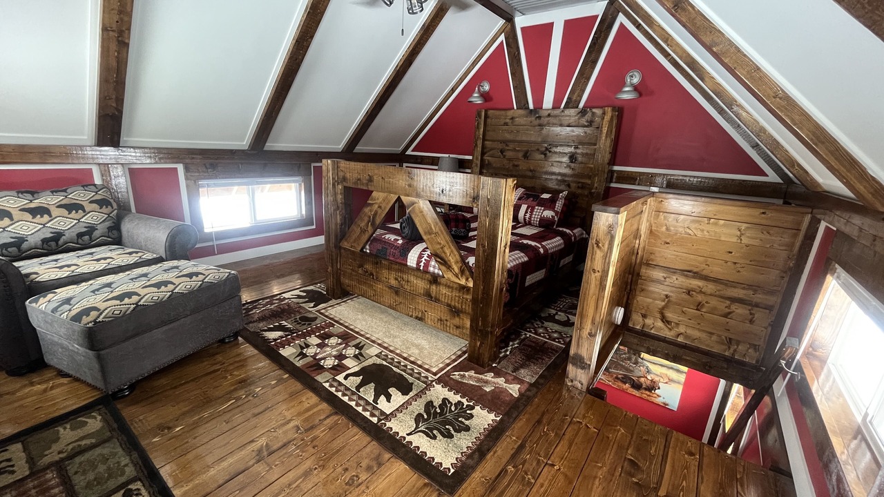 Photo of Bedroom in Susitna North