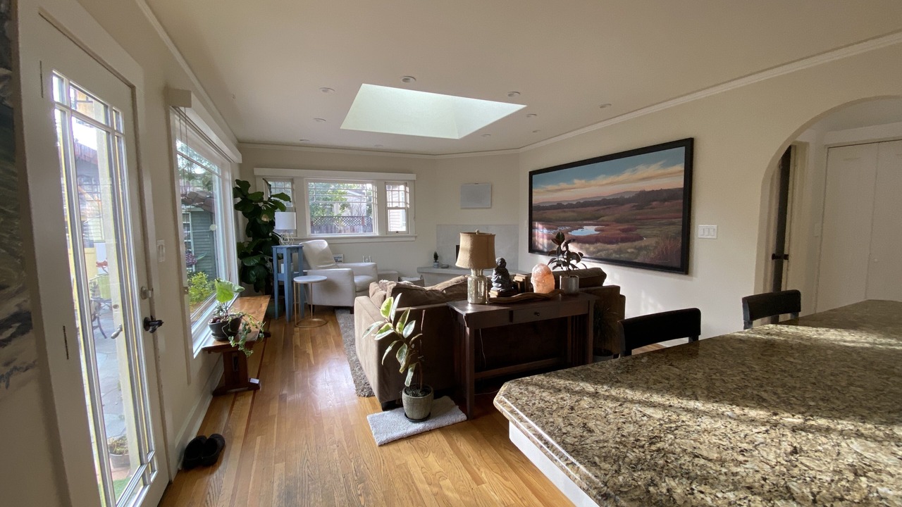 Photo of Livingroom in North Los Altos