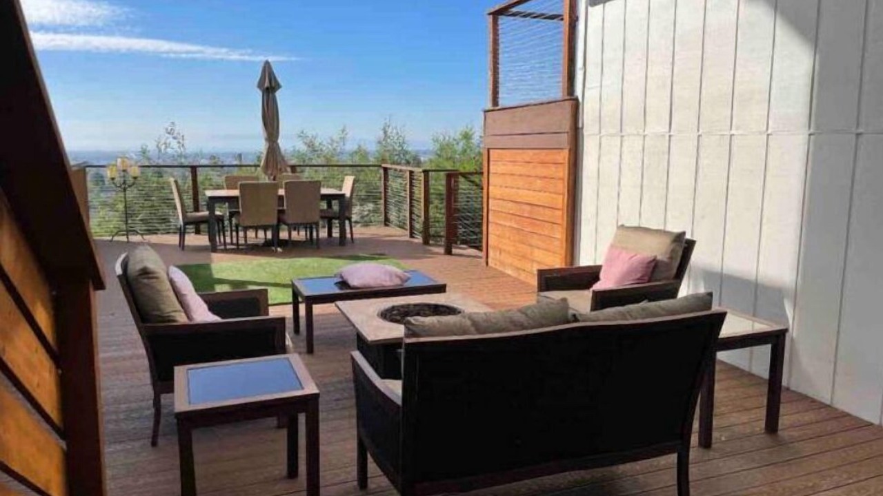 Photo of Outdoor in Leona Heights