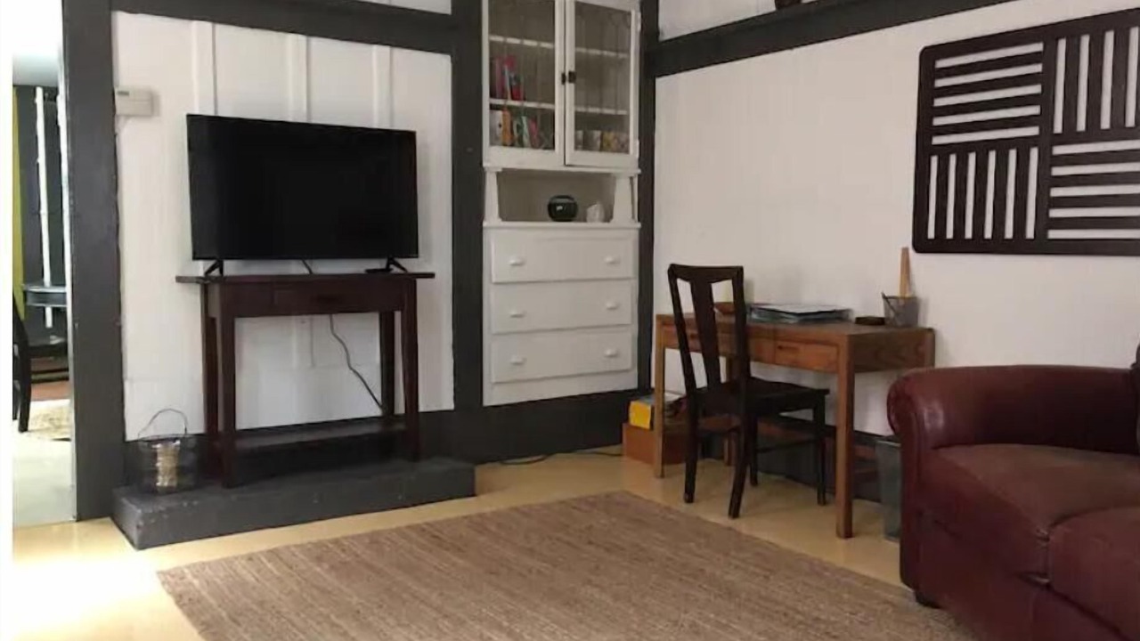 Photo of Bedroom in West Alameda