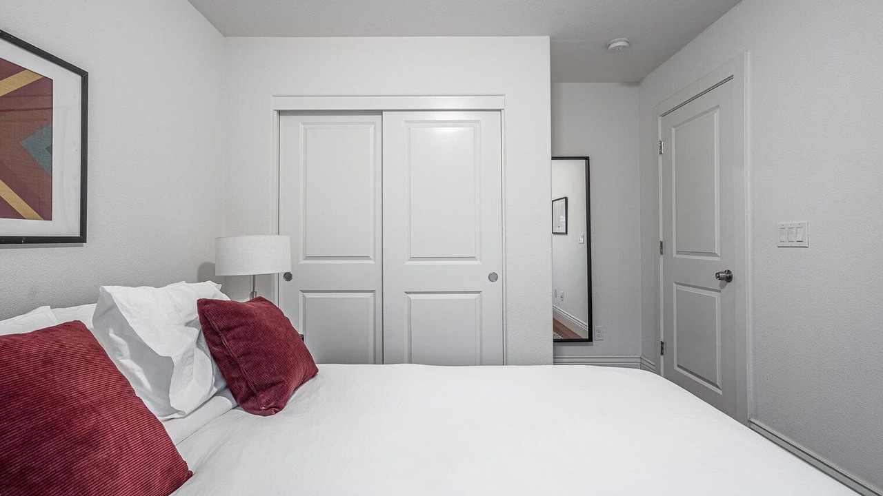 Photo of Bedroom in Milpitas