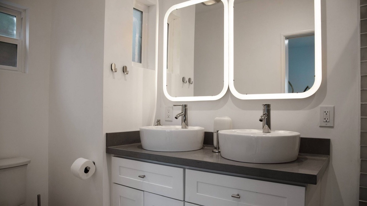 Photo of Bathroom in Almonte