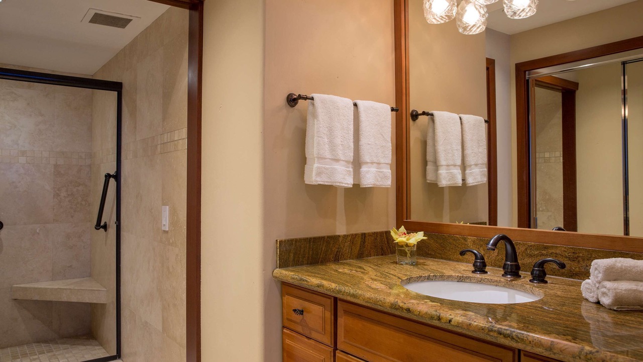 Photo of Bathroom in Honokowai