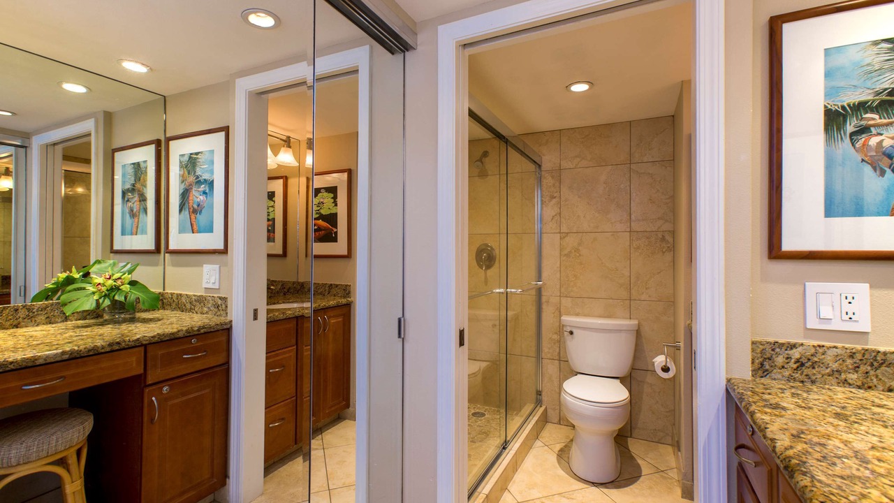 Photo of Bathroom in Honokowai