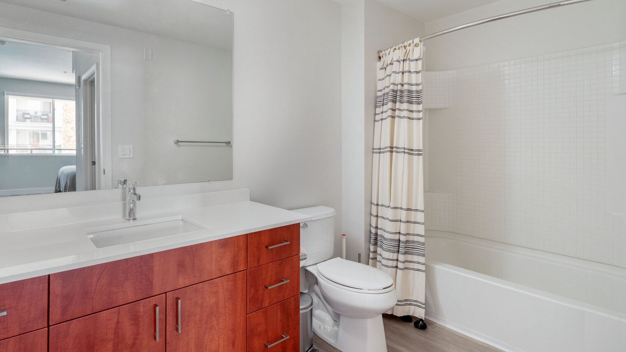 Photo of Bathroom in Union City