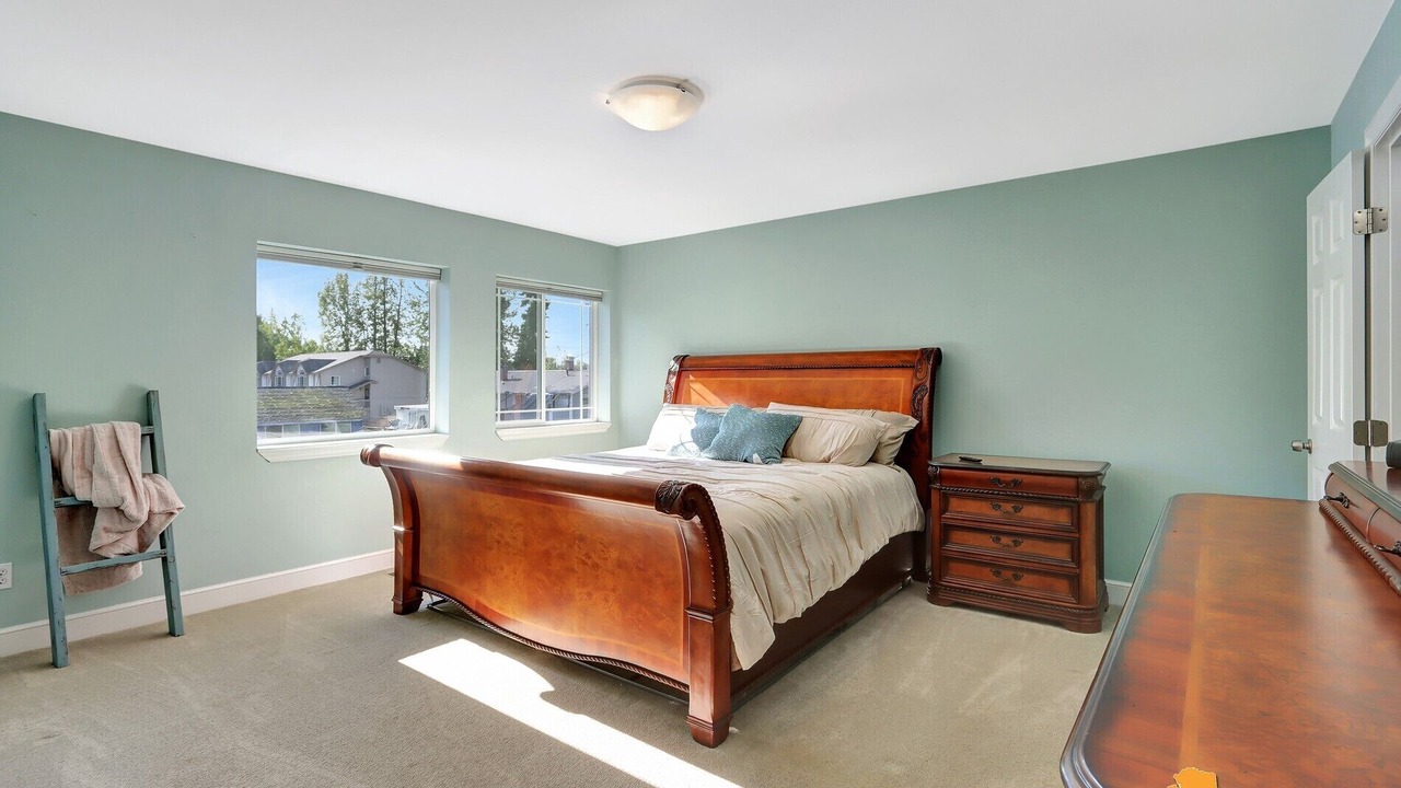 Photo of Bedroom in University Area