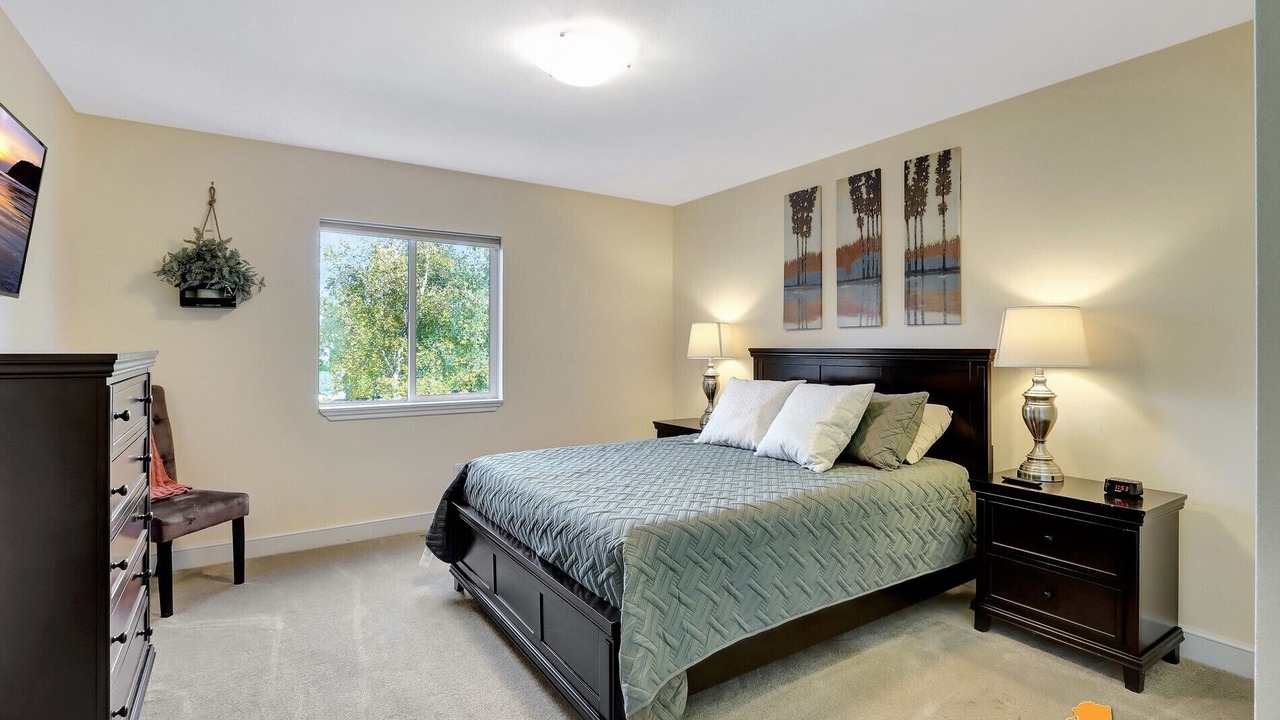 Photo of Bedroom in University Area