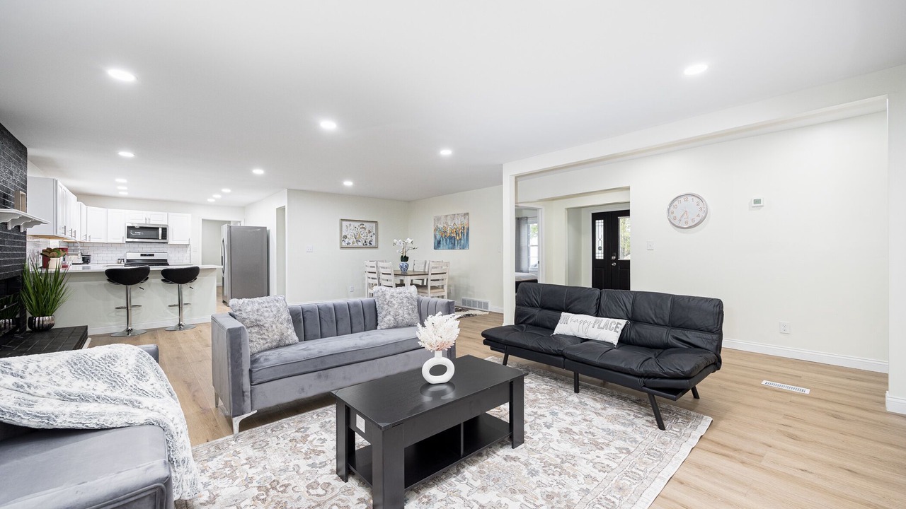 Photo of Livingroom in Hilliard