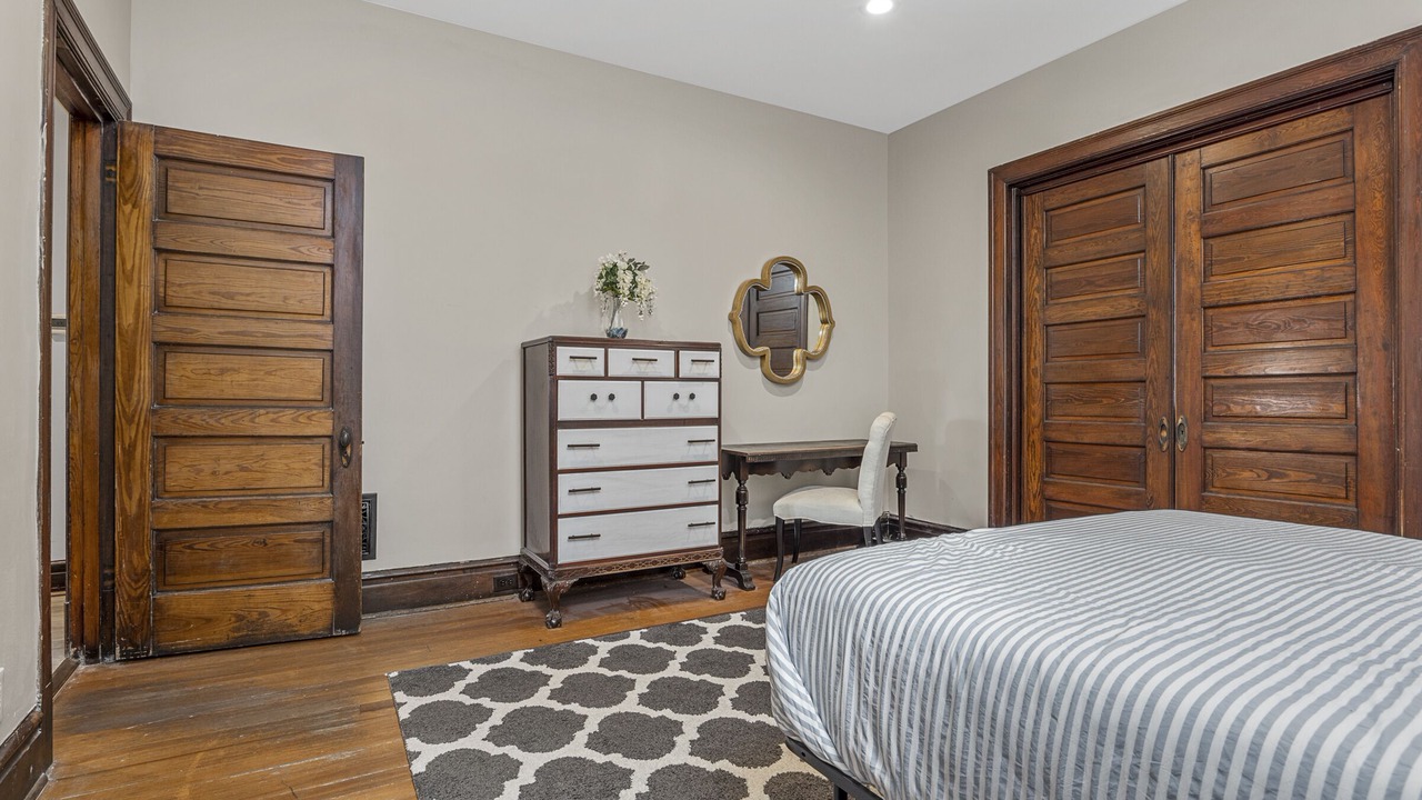 Photo of Bedroom in St. Louis