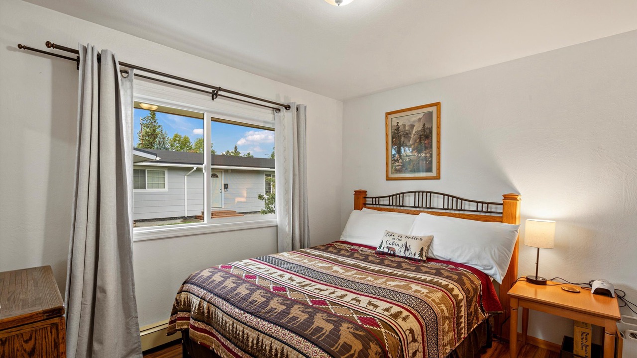 Photo of Bedroom in Russian Jack Park