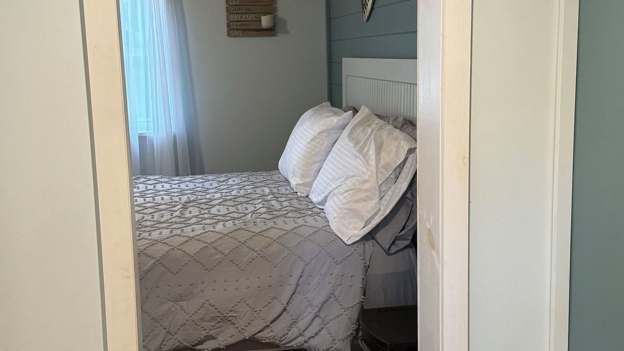 Photo of Bedroom in Portage Lake