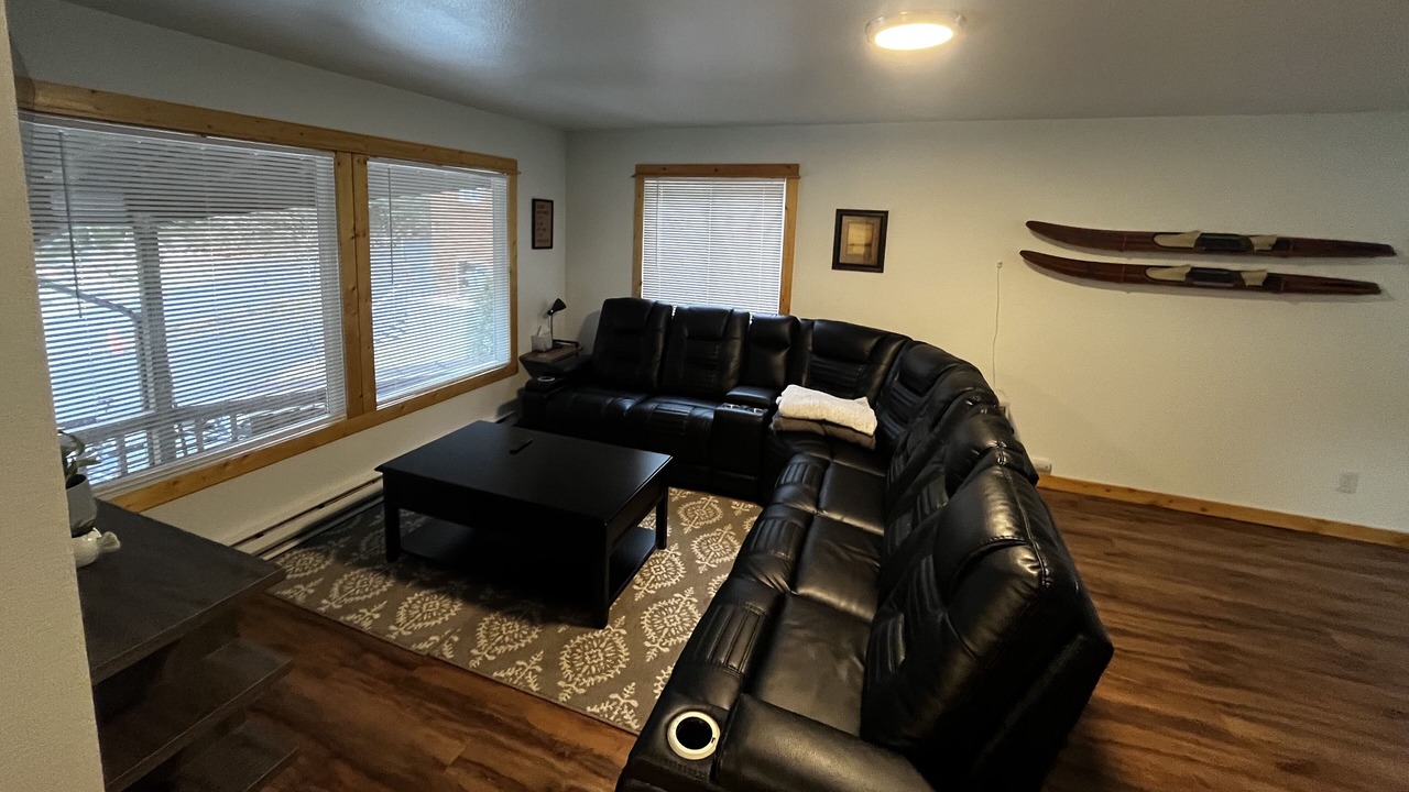 Photo of Livingroom in Sitka