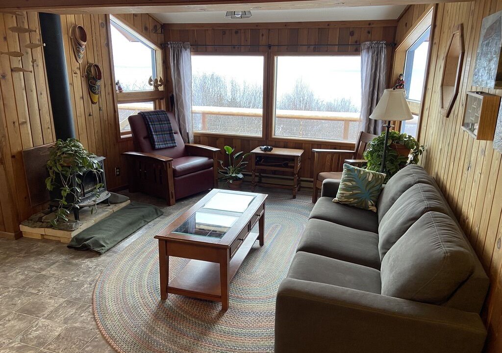 Photo of Livingroom in Homer