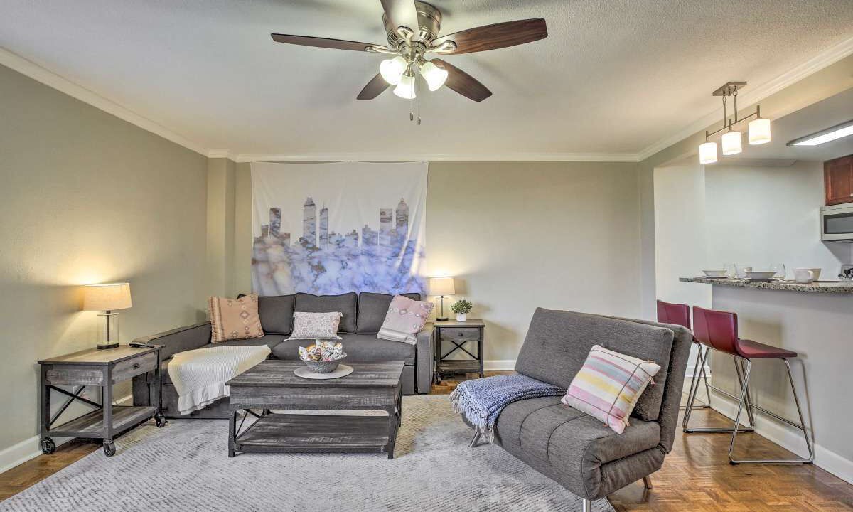 Photo of Livingroom in Downtown Atlanta