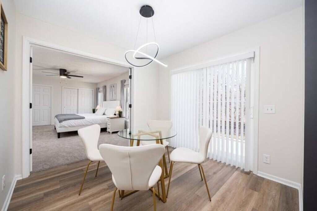 Photo of Bedroom in Urbancrest