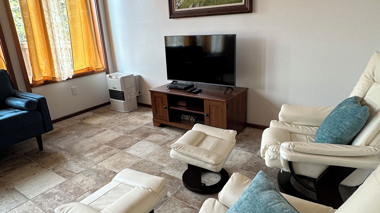Photo of Livingroom in Ketchikan