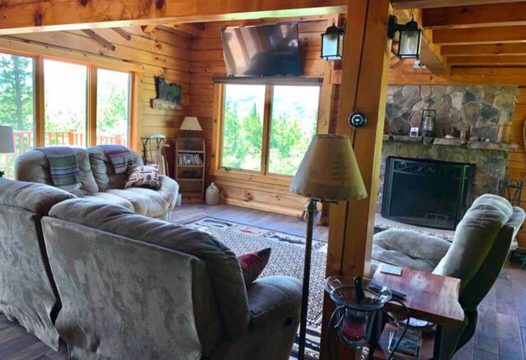 Photo of Livingroom in Gilead
