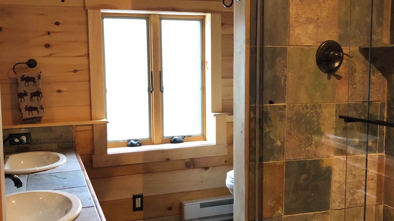 Photo of Bathroom in Gilead