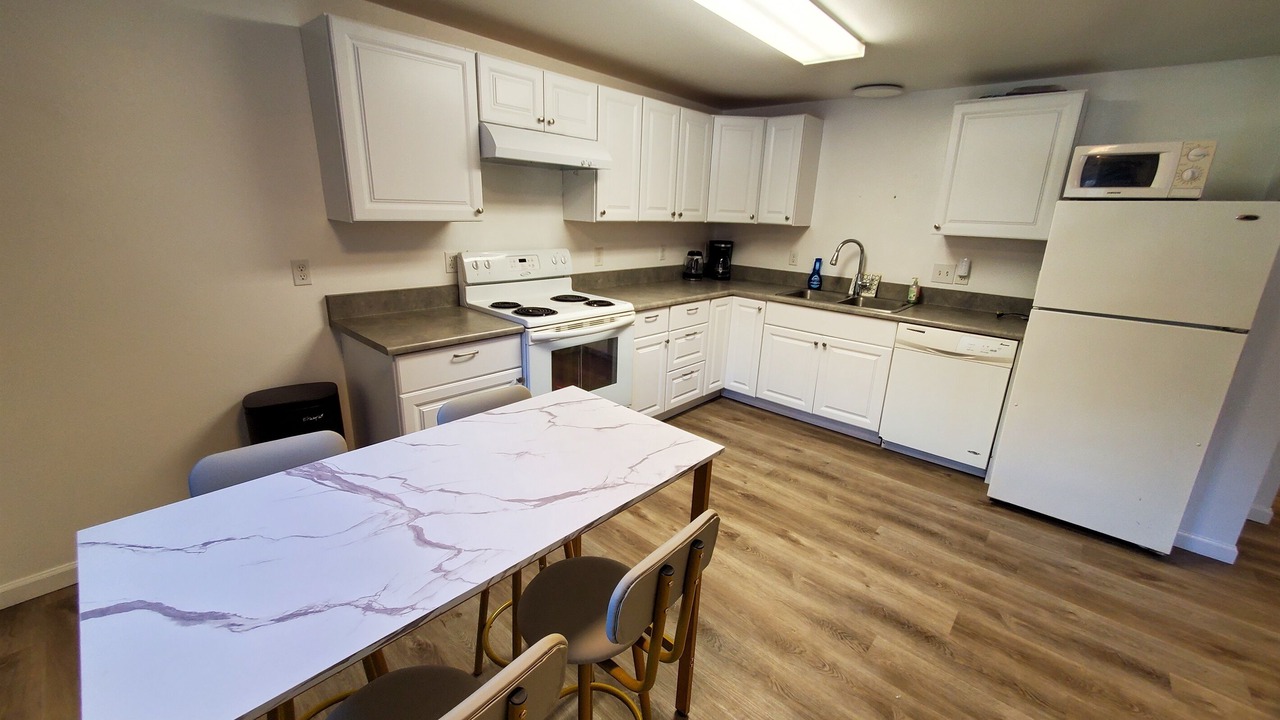 Photo of Kitchen in West Juneau