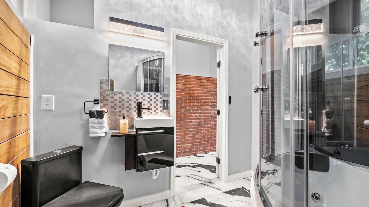 Photo of Bathroom in Italian Village