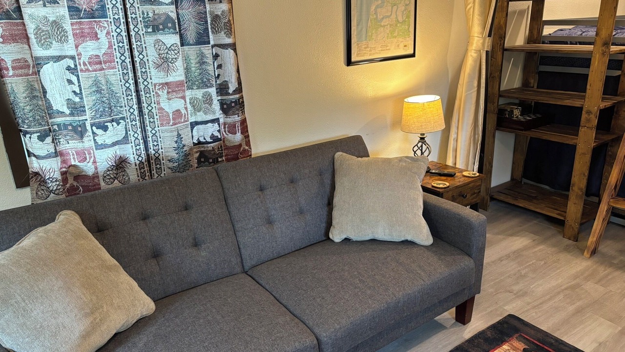 Photo of Livingroom in Kalifornsky