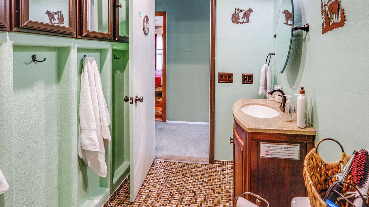 Photo of Bathroom in North Pole