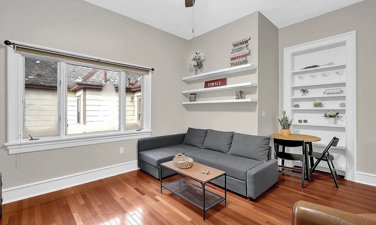 Photo of Livingroom in Weinland Park