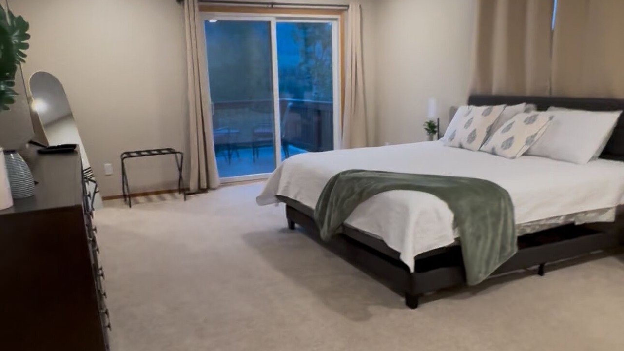 Photo of Bedroom in Eagle River