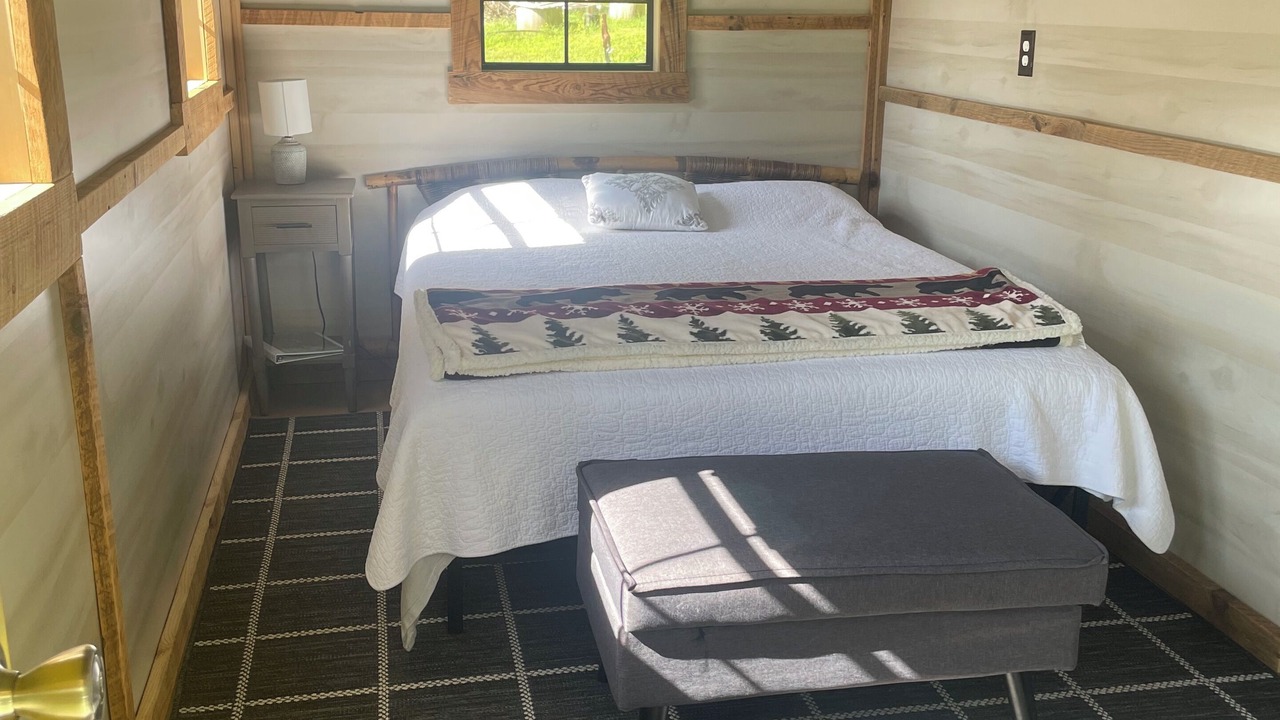 Photo of Bedroom in Bakersville