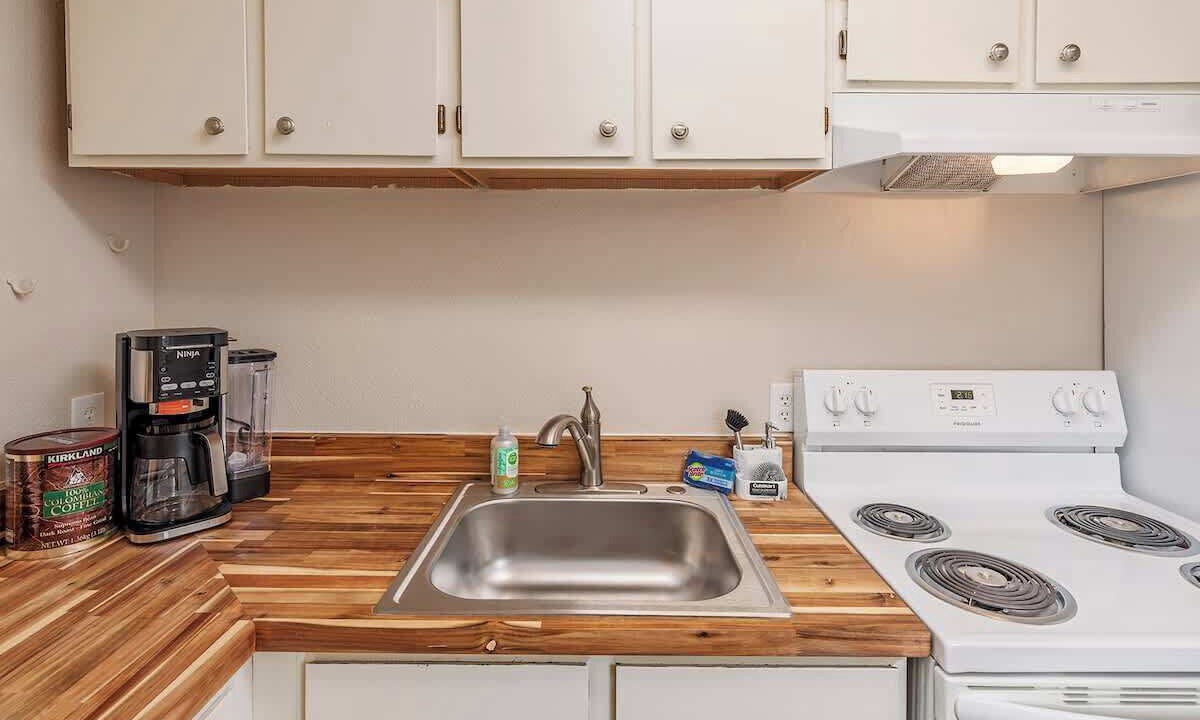 Photo of Kitchen in Downtown Anchorage