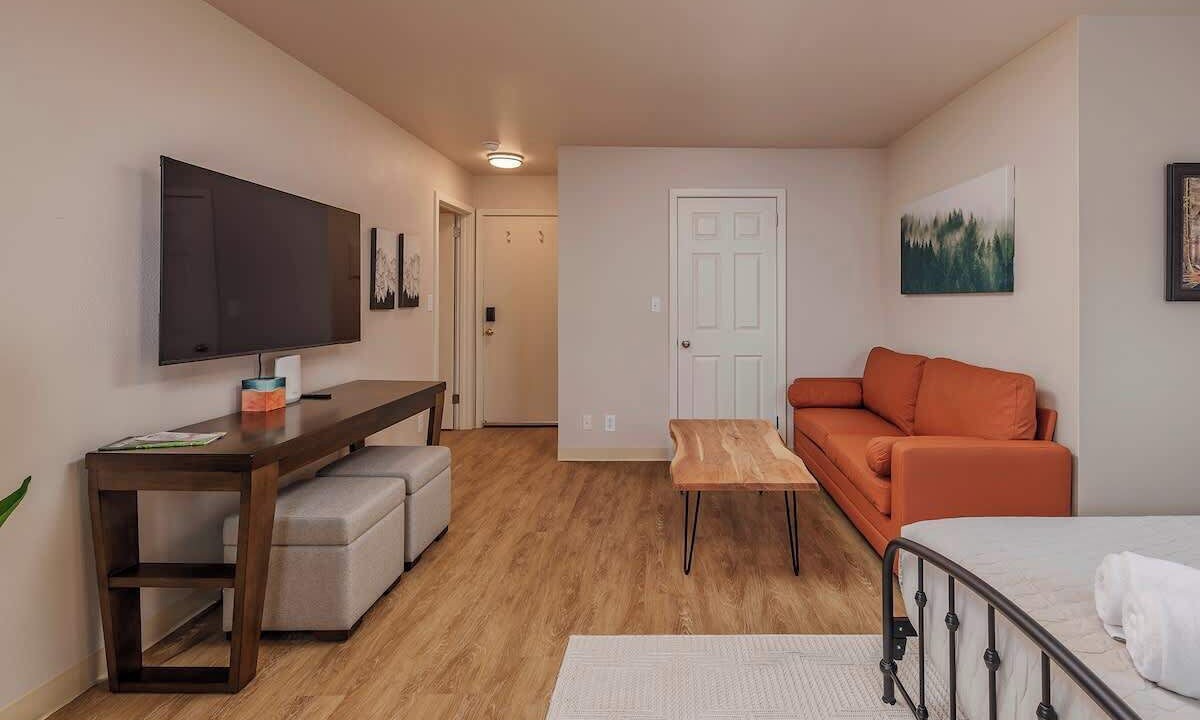 Photo of Bedroom in Downtown Anchorage