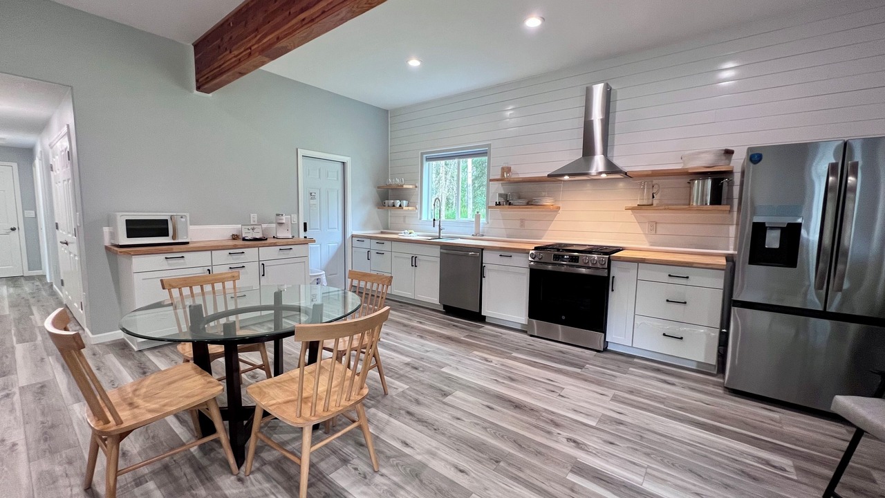 Photo of Kitchen in Knik-Fairview