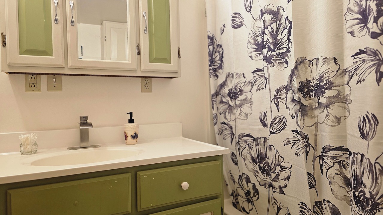 Photo of Bathroom in Kenny Lake
