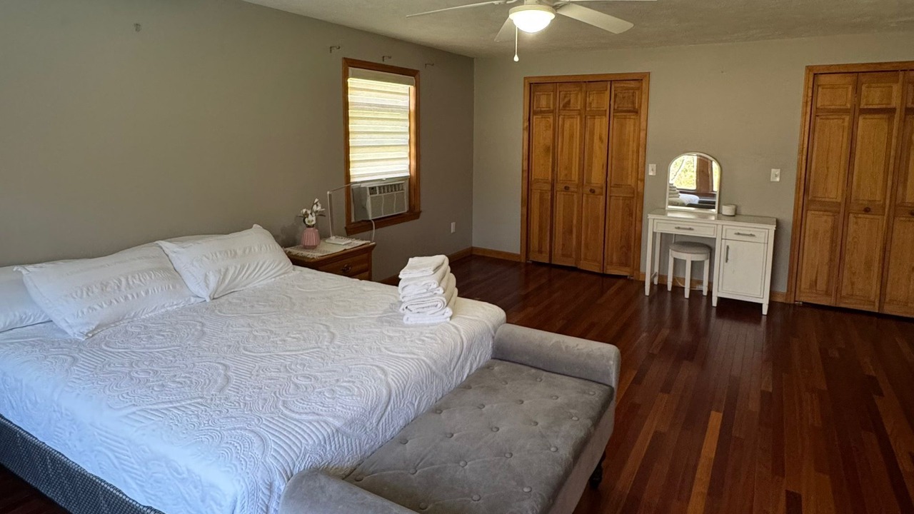 Photo of Bedroom in Sidney
