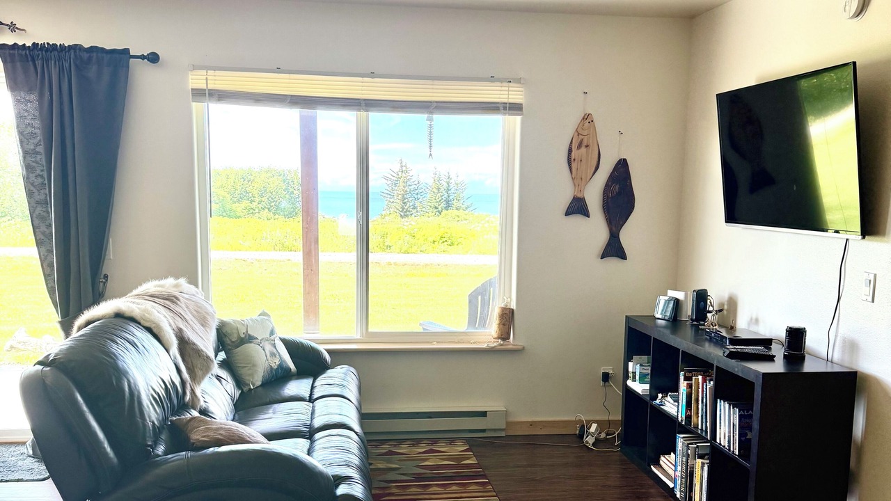 Photo of Livingroom in Happy Valley