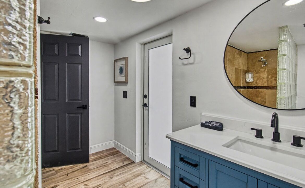 Photo of Bathroom in Eight Lakes