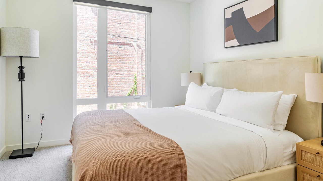 Photo of Bedroom in Alameda