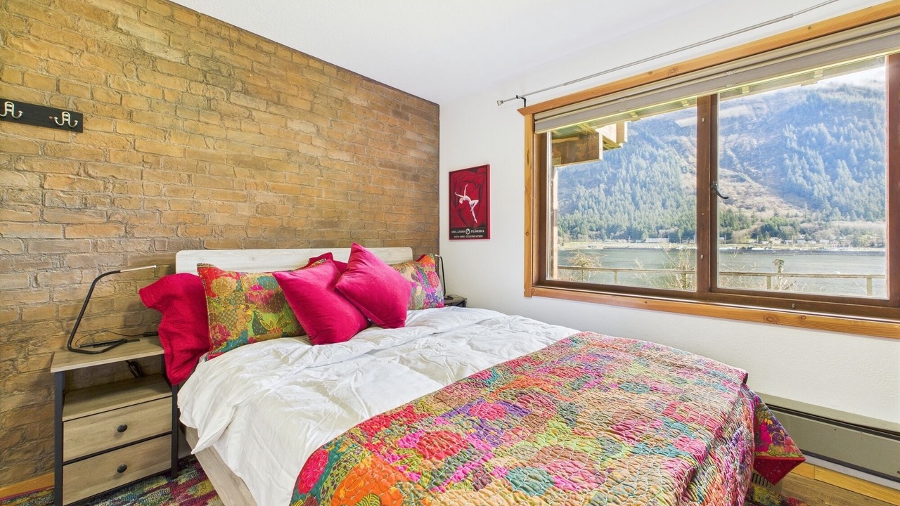 Photo of Bedroom in West Juneau