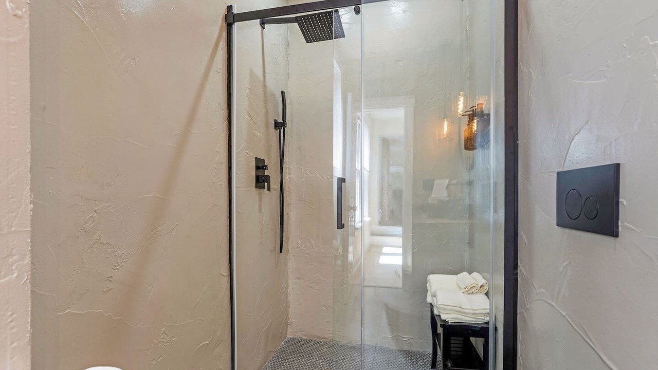 Photo of Bathroom in Franklin Park