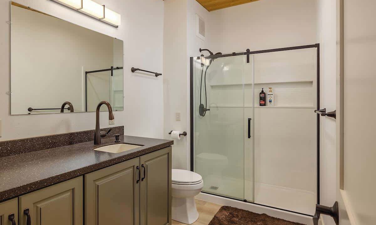 Photo of Bathroom in Alyeska