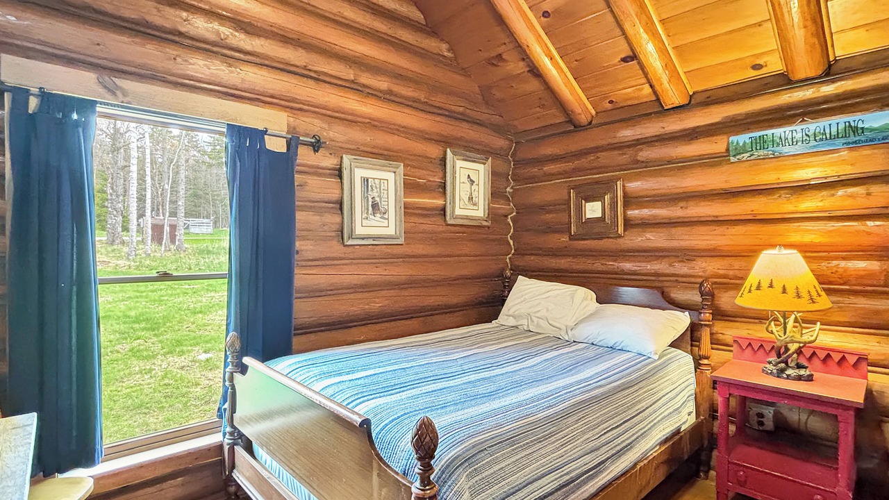 Photo of Bedroom in Rockwood