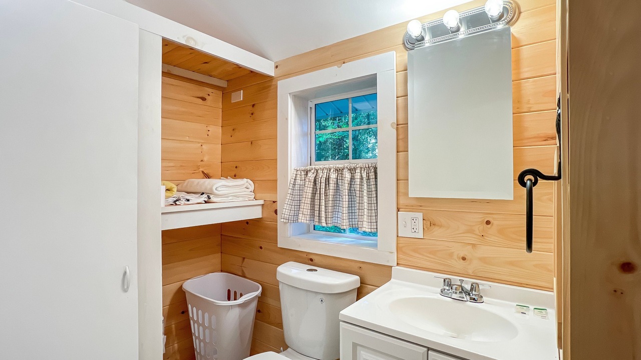 Photo of Bathroom in Northeast Somerset