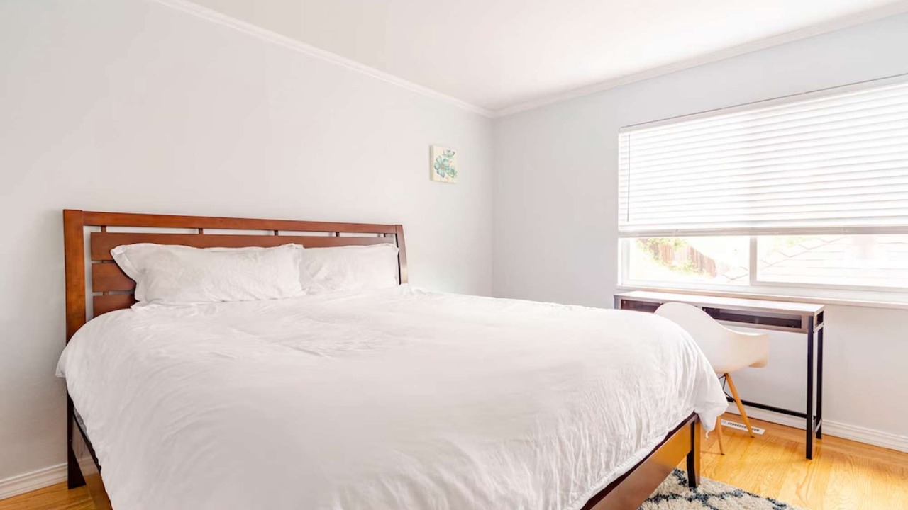 Photo of Bedroom in Chabot Park