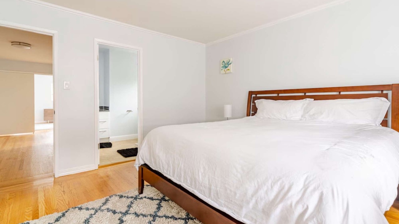 Photo of Bedroom in Chabot Park