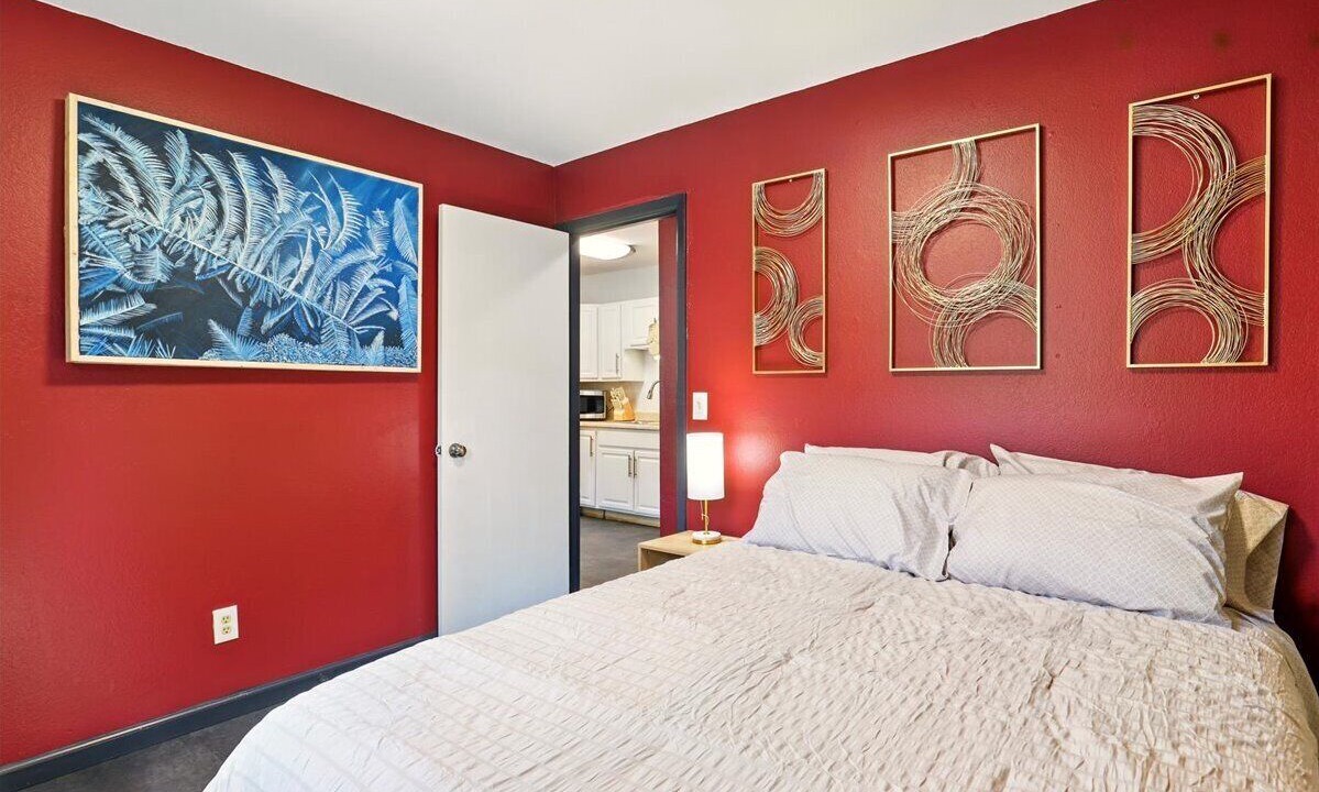 Photo of Bedroom in University Area