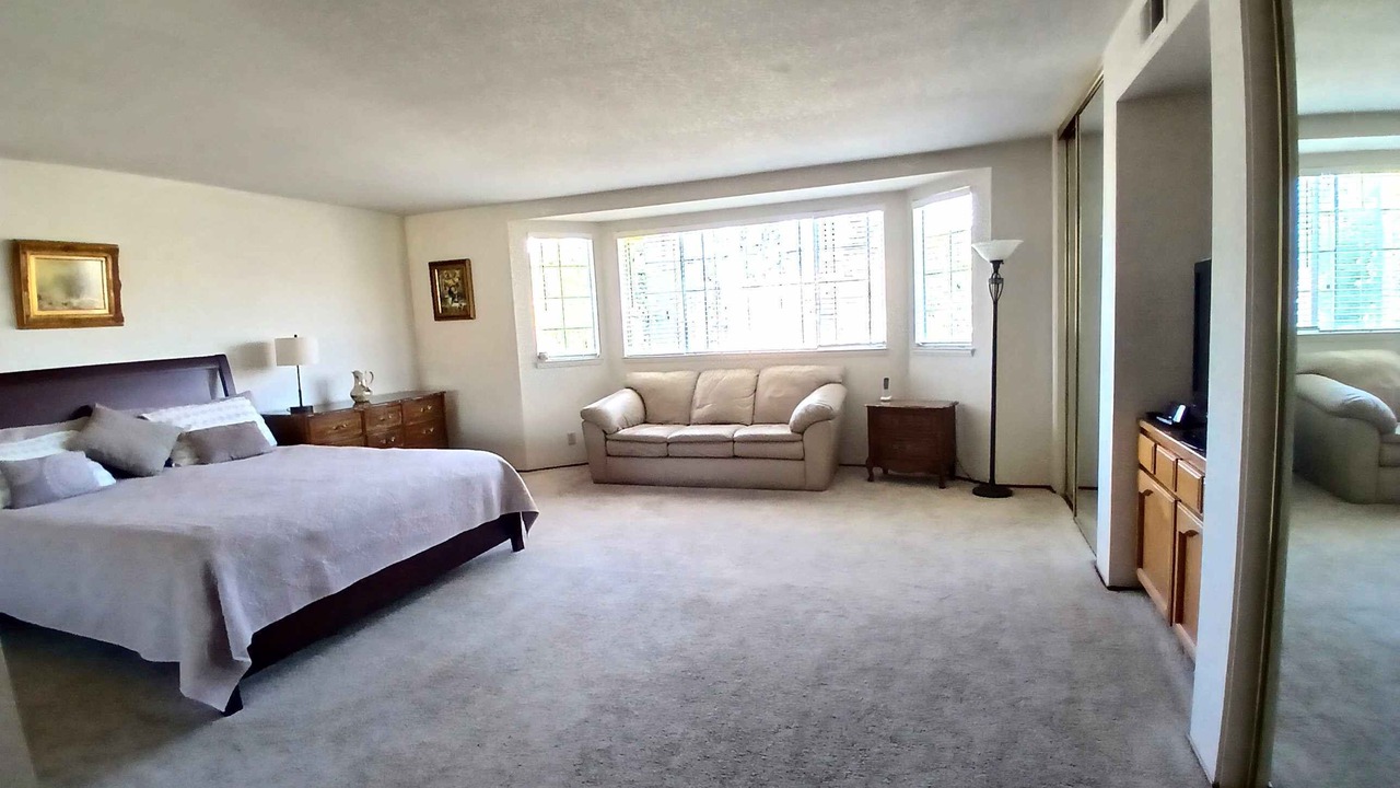 Photo of Bedroom in Almaden